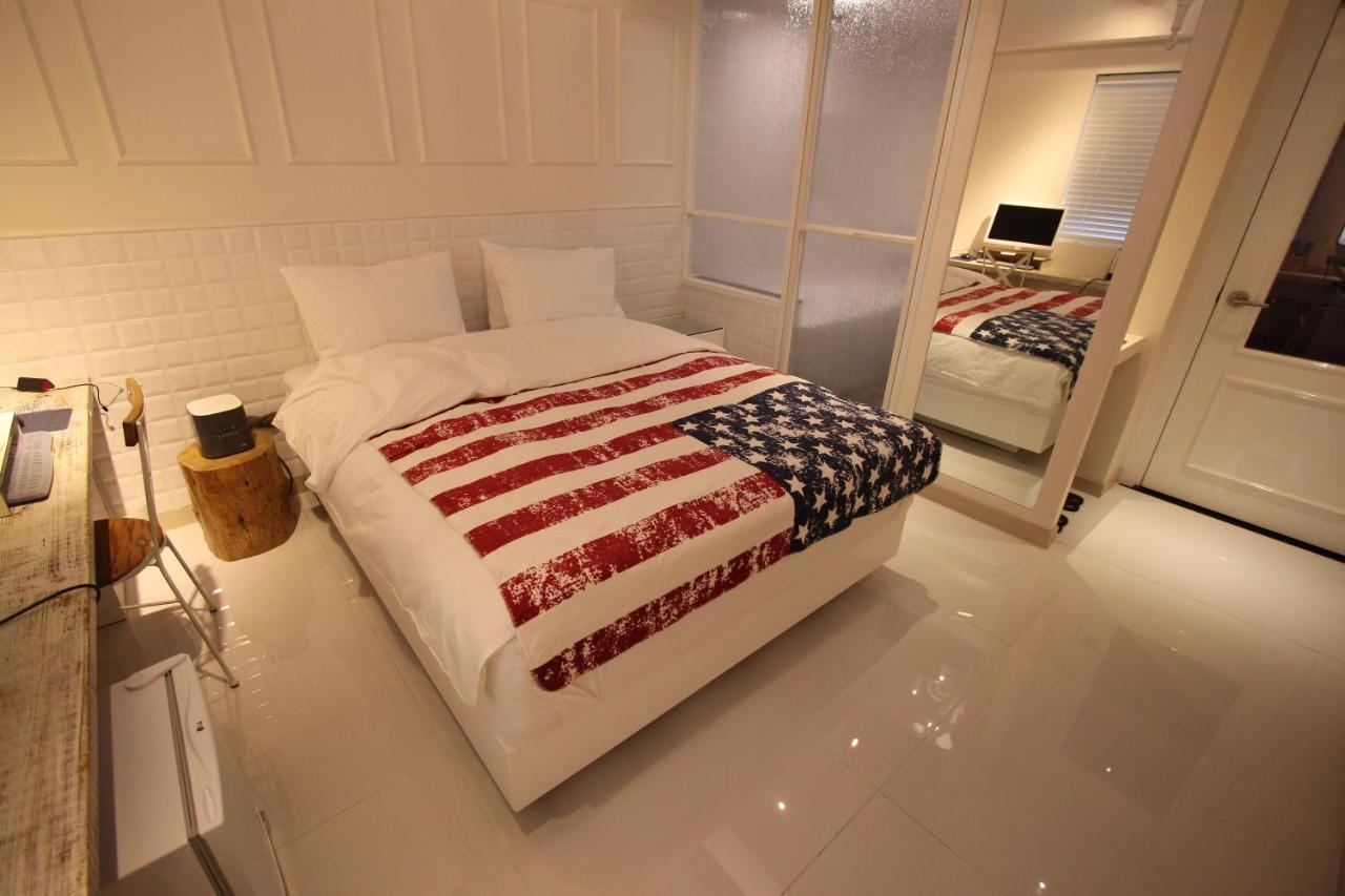 The First Snow Hotel Daegu Extérieur photo