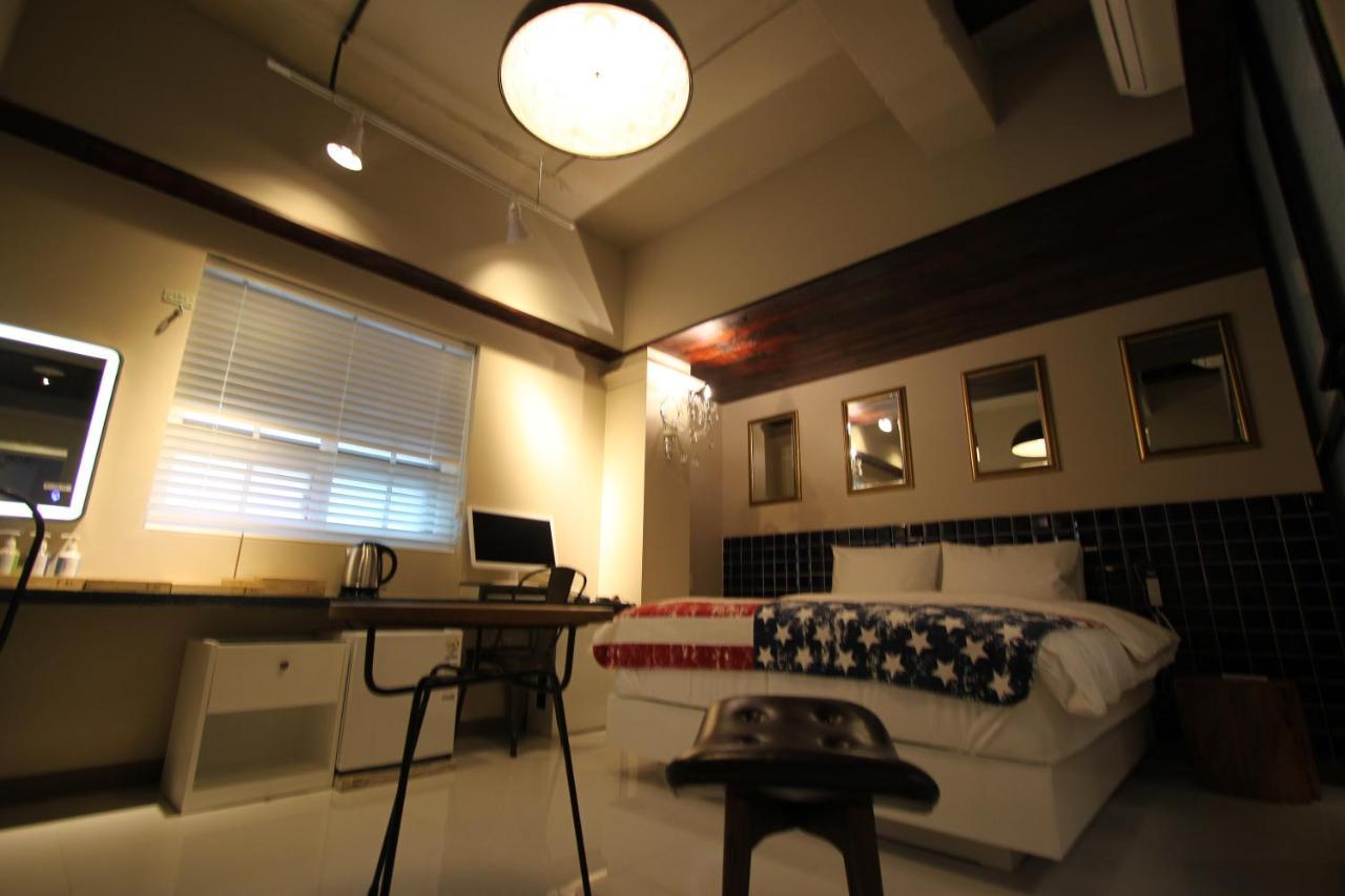The First Snow Hotel Daegu Extérieur photo